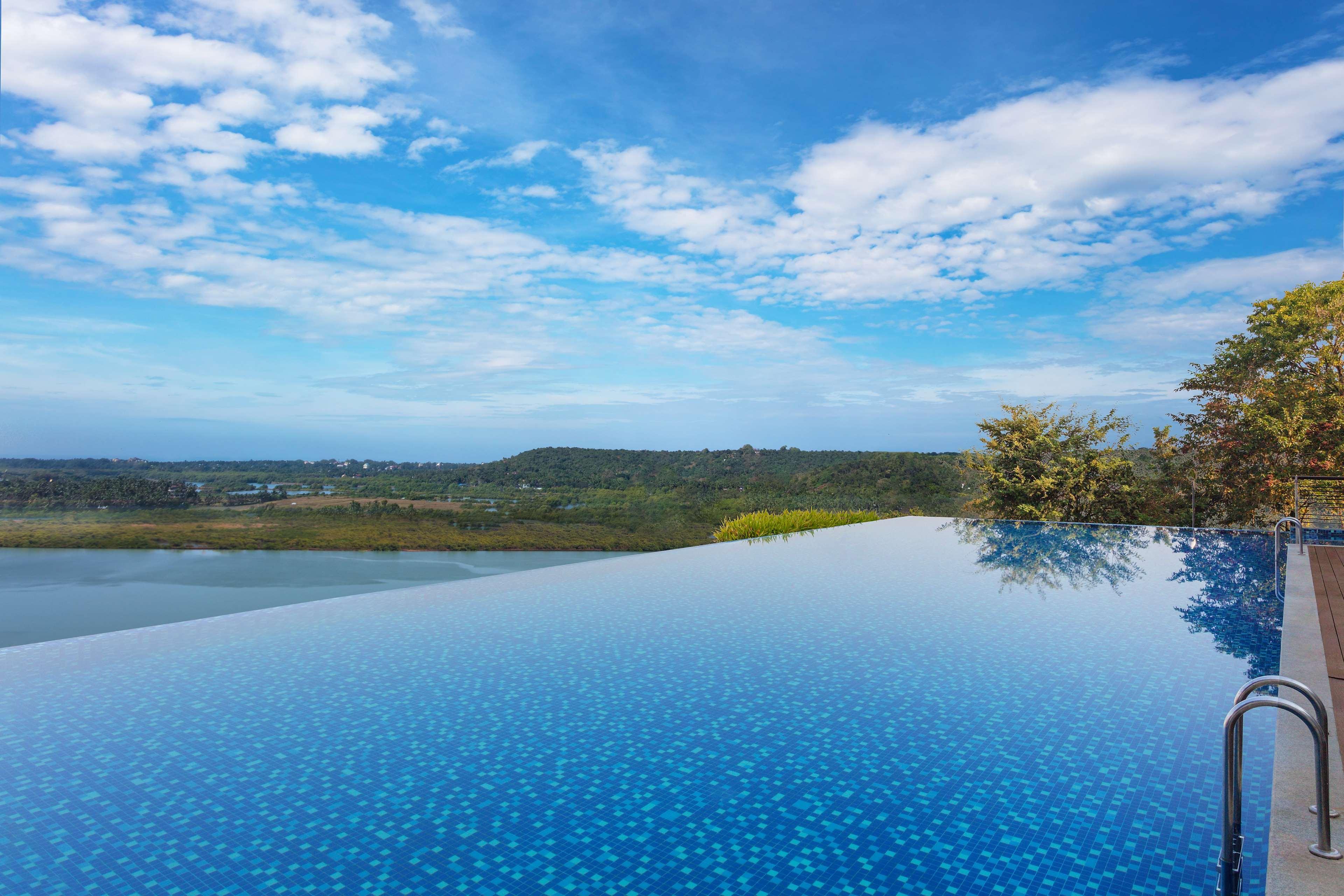 Doubletree By Hilton Goa - Panaji Hotel Luaran gambar